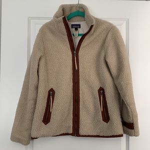 Womens Patagonia divided sky fleece jacket, size large